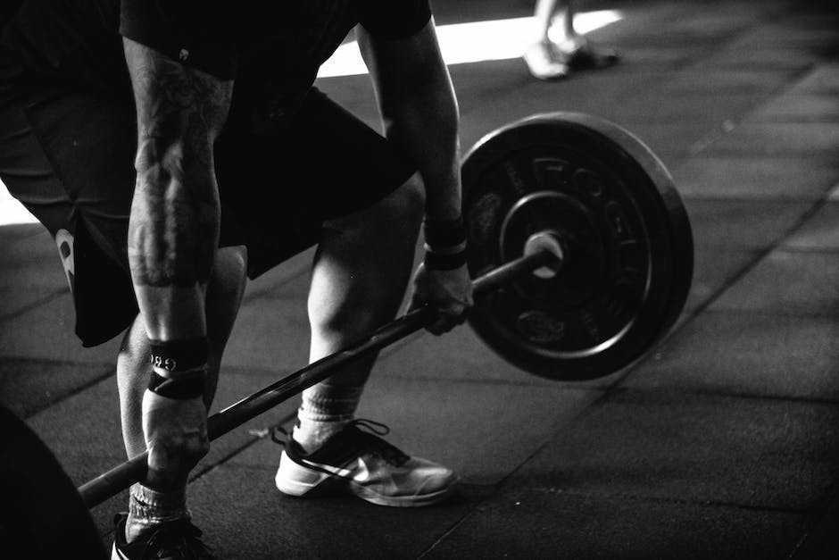 The Connection Between Bodybuilding and Olympic Weightlifting