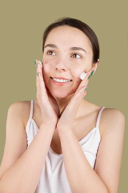 The Benefits of Retinoids for Acne Treatment and Prevention