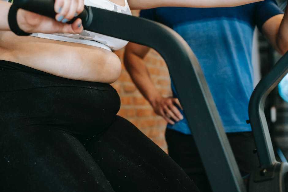 The Link between Varicose Veins and Obesity: Tips for Weight Loss